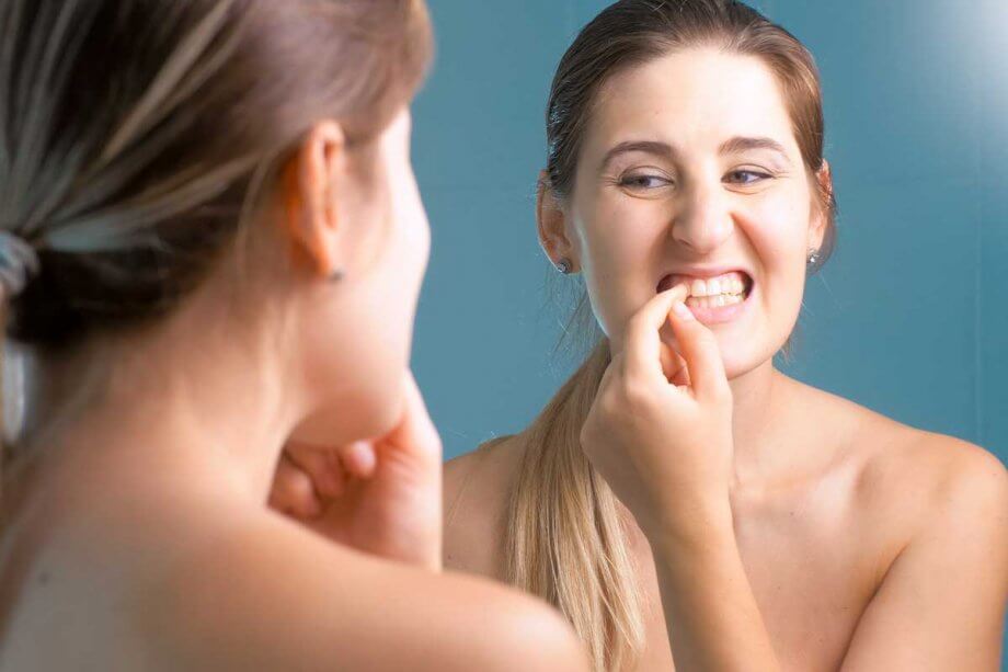 4 Signs You Have Periodontal (Gum) Disease